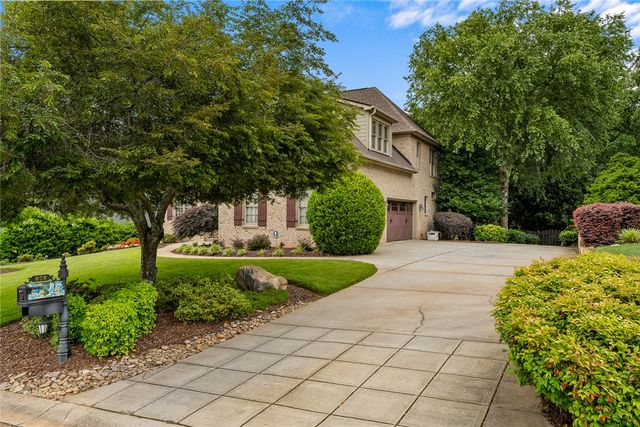 208 Riverstone Way, Greer, SC 29651