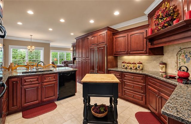 208 Riverstone Way, Greer, SC 29651