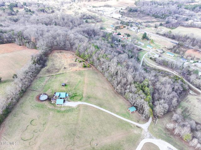 1345 Midway Road, Midway, TN 37809