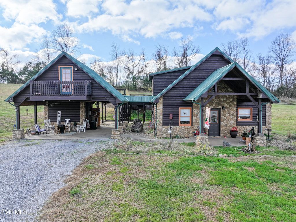 1345 Midway Road, Midway, TN 37809