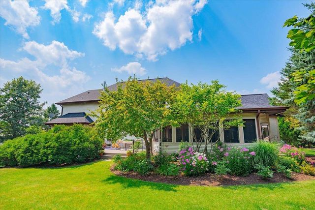 1005 Stonebriar Drive, Verona, WI 53593