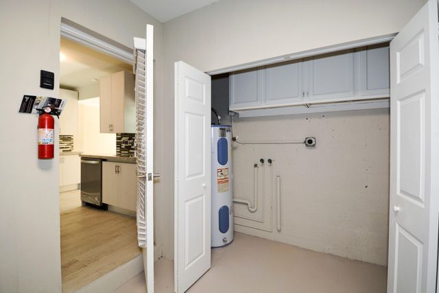 1835 Park Lane, Fort Lauderdale, FL 33315