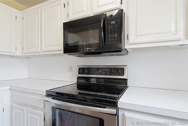 11330 S 108th East Place, Bixby, OK 74008