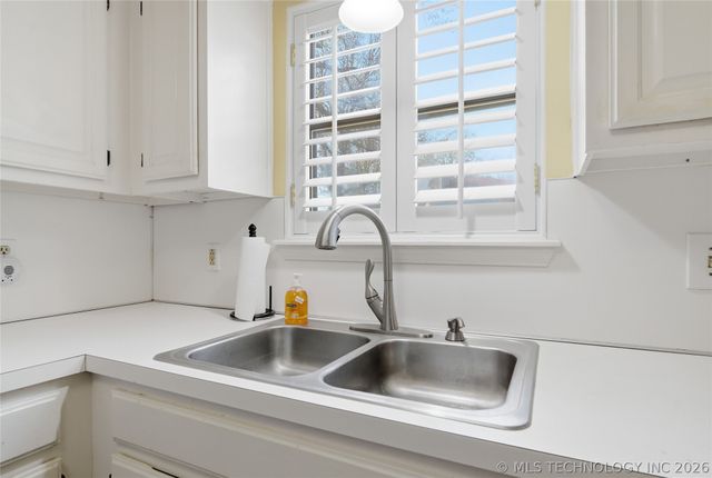 11330 S 108th East Place, Bixby, OK 74008