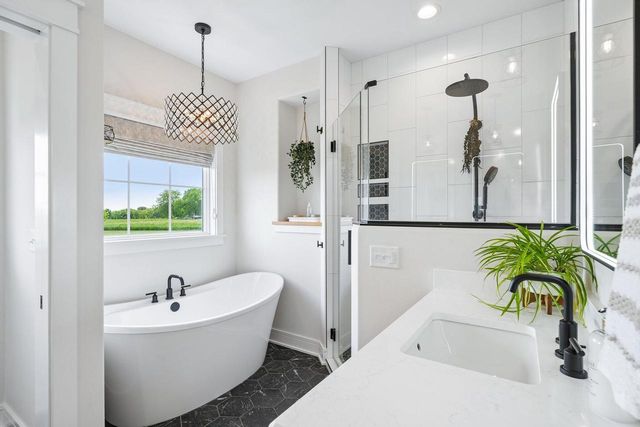 560 Cedar LANE, Summit, WI 53066