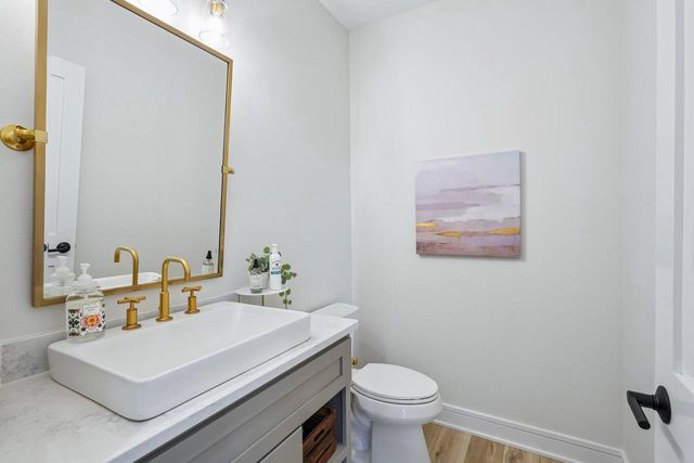 560 Cedar LANE, Summit, WI 53066