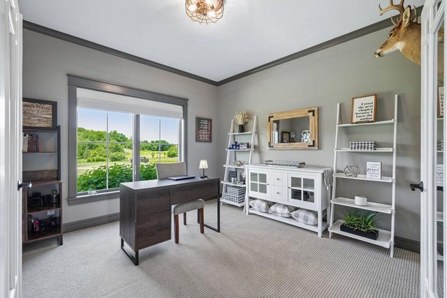 560 Cedar LANE, Summit, WI 53066