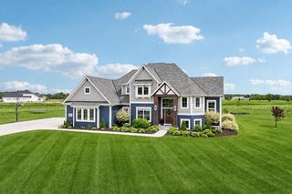 560 Cedar LANE, Summit, WI 53066