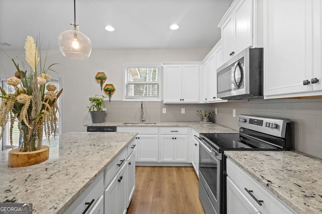 206 Blue Dragon Drive, Jefferson, GA 30549