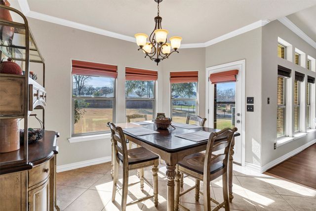 121 Heritage Place, Glen Rose, TX 76043