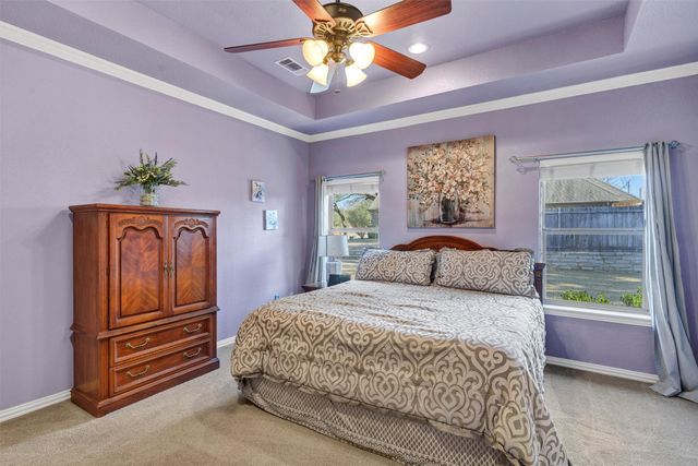 121 Heritage Place, Glen Rose, TX 76043