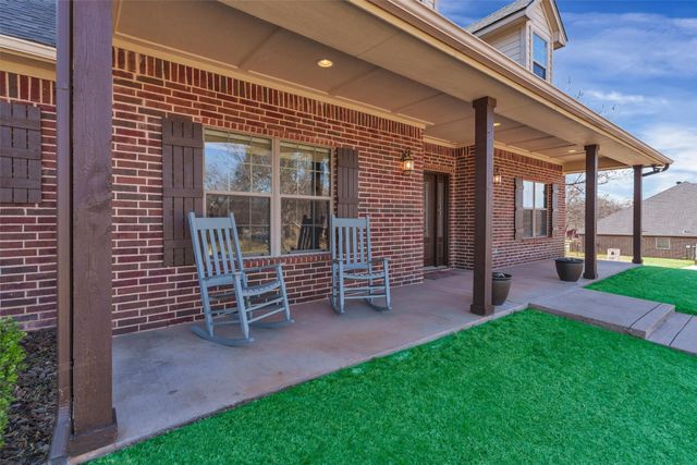 121 Heritage Place, Glen Rose, TX 76043