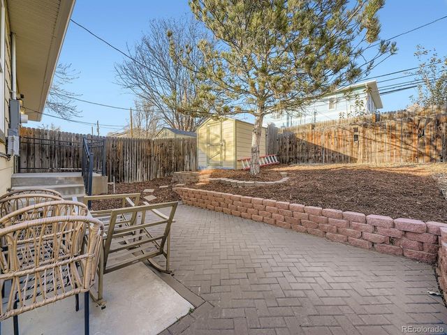 2065 W Vassar Ave, Englewood, CO 80110