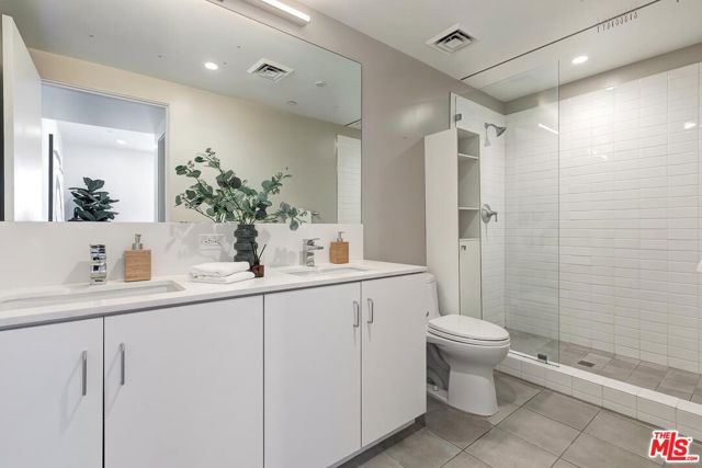 1433 14th Street 15, Santa Monica, CA 90404
