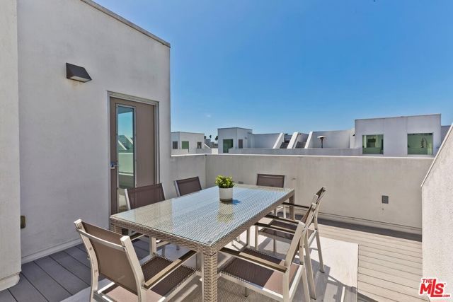 1433 14th Street 15, Santa Monica, CA 90404