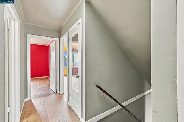 219 Hillcrest Dr, Daly City, CA 94014