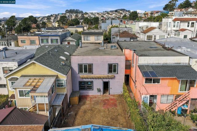 219 Hillcrest Dr, Daly City, CA 94014