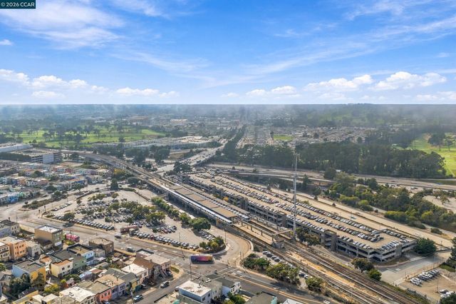 219 Hillcrest Dr, Daly City, CA 94014
