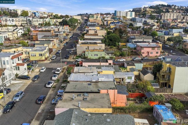219 Hillcrest Dr, Daly City, CA 94014