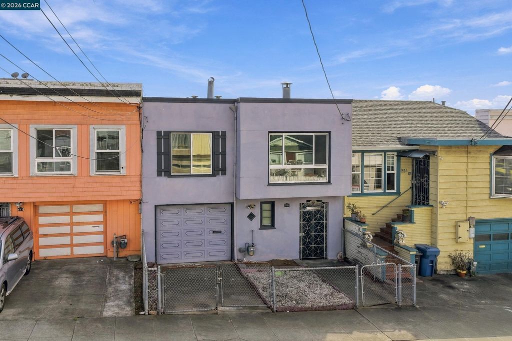 219 Hillcrest Dr, Daly City, CA 94014