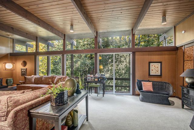 2525 Sheffield Drive, Kalamazoo City, MI 49008