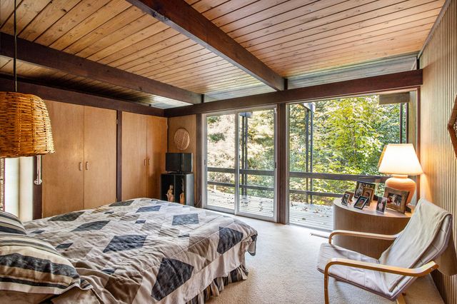 2525 Sheffield Drive, Kalamazoo City, MI 49008