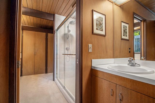 2525 Sheffield Drive, Kalamazoo City, MI 49008