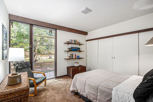 2525 Sheffield Drive, Kalamazoo City, MI 49008