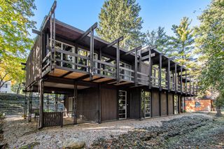 2525 Sheffield Drive, Kalamazoo City, MI 49008