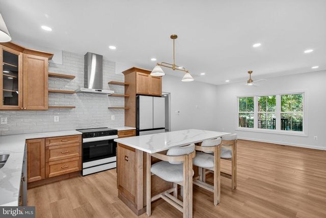 9653 WOODBROOK LANE, Midland, VA 22728