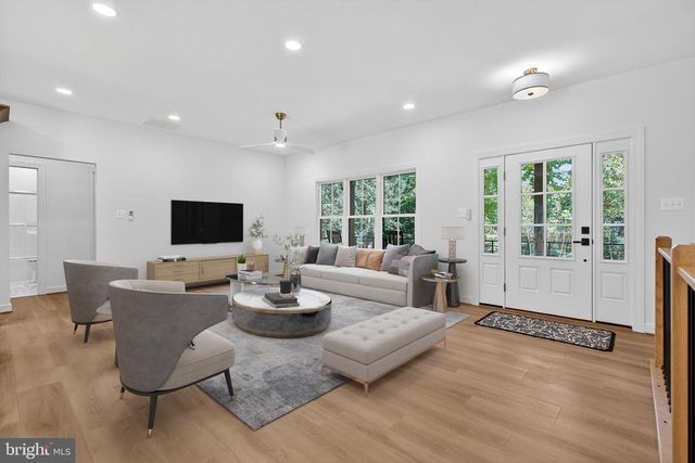 9653 WOODBROOK LANE, Midland, VA 22728