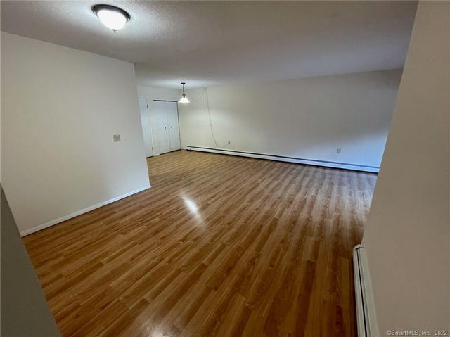 565 Talcottville Road APT 2B7, Vernon, CT 06066