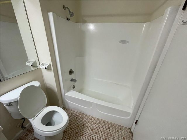 565 Talcottville Road APT 2B7, Vernon, CT 06066