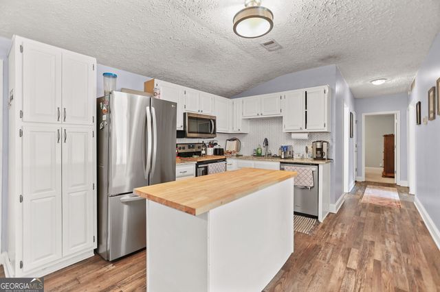 74 Michael Drive, Newnan, GA 30263