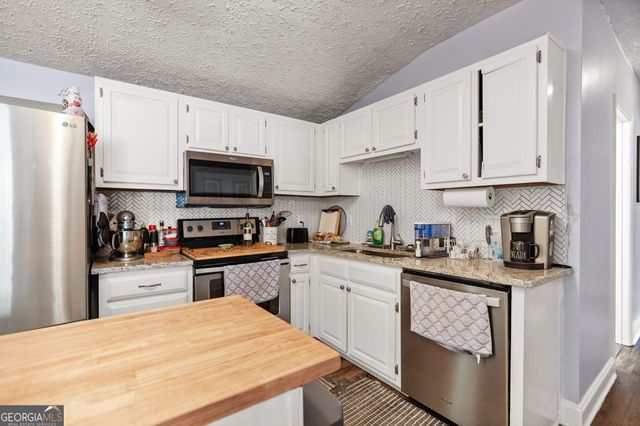 74 Michael Drive, Newnan, GA 30263