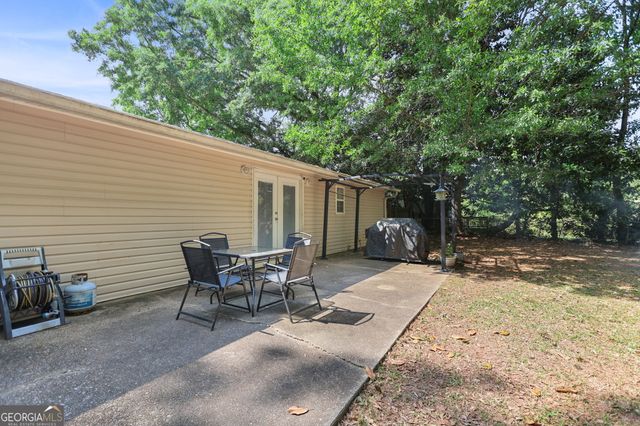 74 Michael Drive, Newnan, GA 30263
