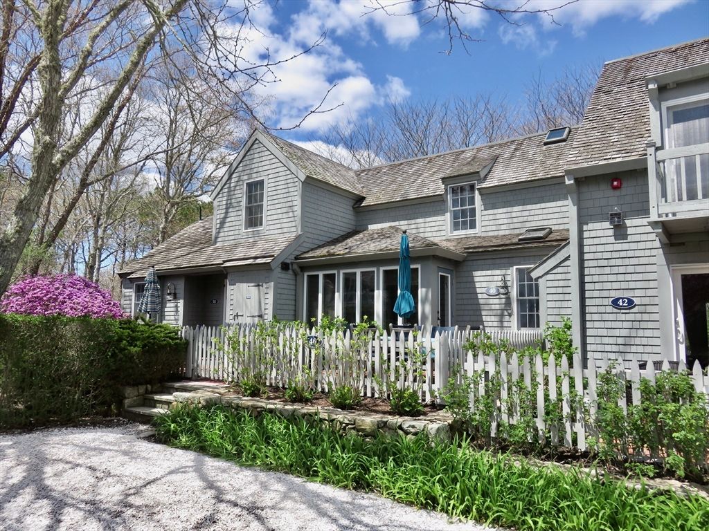 40 Brant Rock Road 40, Mashpee, MA 02649
