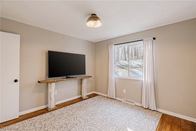 17091 Wing Road, Chagrin Falls, OH 44023