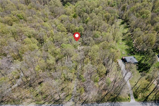 17091 Wing Road, Chagrin Falls, OH 44023