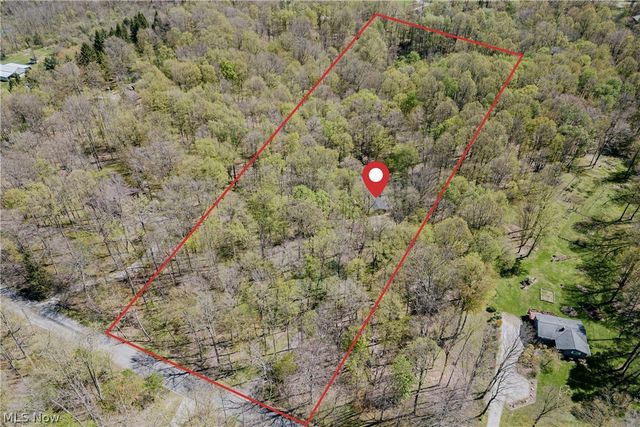 17091 Wing Road, Chagrin Falls, OH 44023