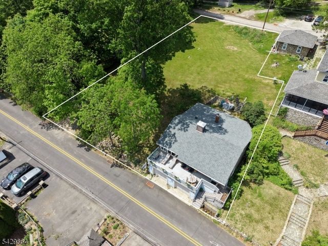 77 Lower North Shore Rd, Frankford Twp., NJ 07826