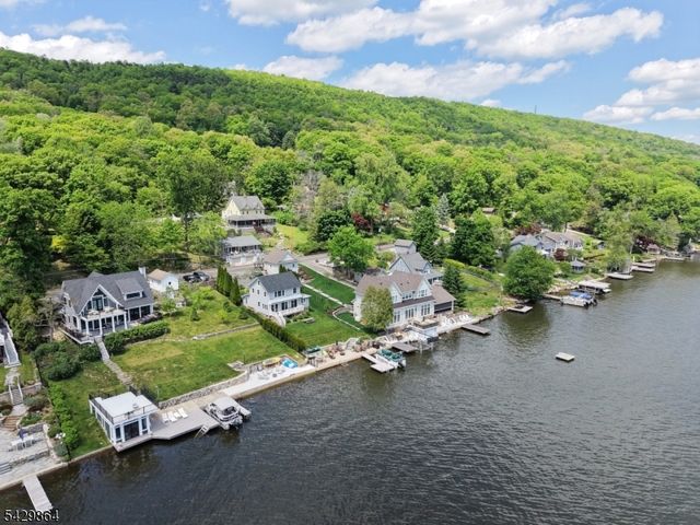 77 Lower North Shore Rd, Frankford Twp., NJ 07826