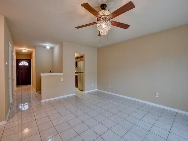 6330 Creekbend Drive D, Houston, TX 77096