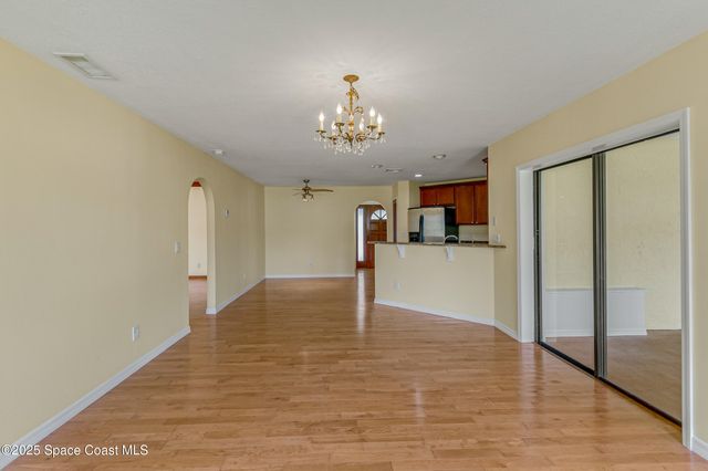 991 Tahiti Avenue SE, Palm Bay, FL 32909