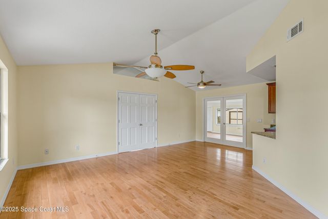 991 Tahiti Avenue SE, Palm Bay, FL 32909