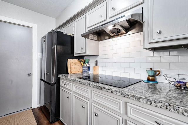 1903 Woodway Drive, Woodbranch, TX 77357