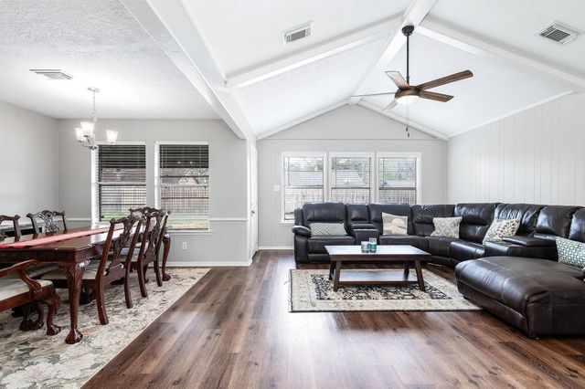 1903 Woodway Drive, Woodbranch, TX 77357