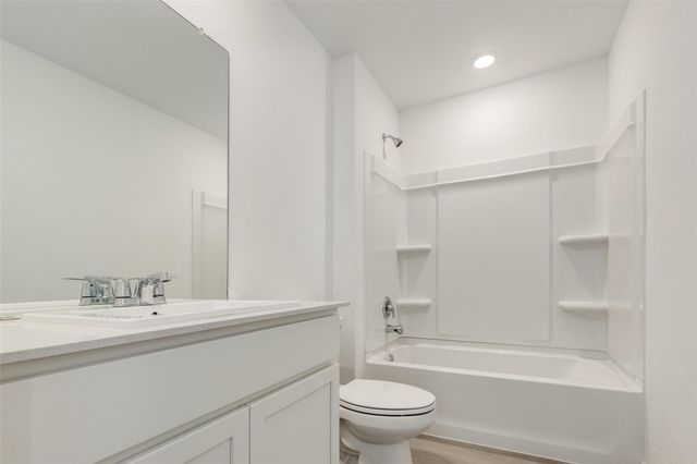 1528 Sunset Ridge Dr, Conroe, TX 77303