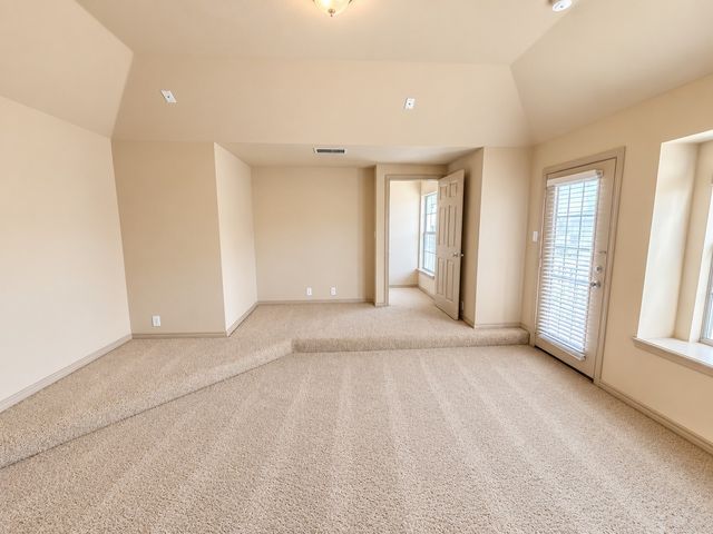 12620 Bay Avenue, Fort Worth, TX 76040