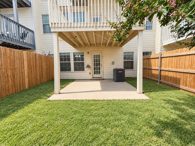 12620 Bay Avenue, Fort Worth, TX 76040